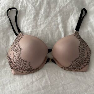 Victoria’s Secret Very Sexy Push Up Bra Pink and Black, 32D